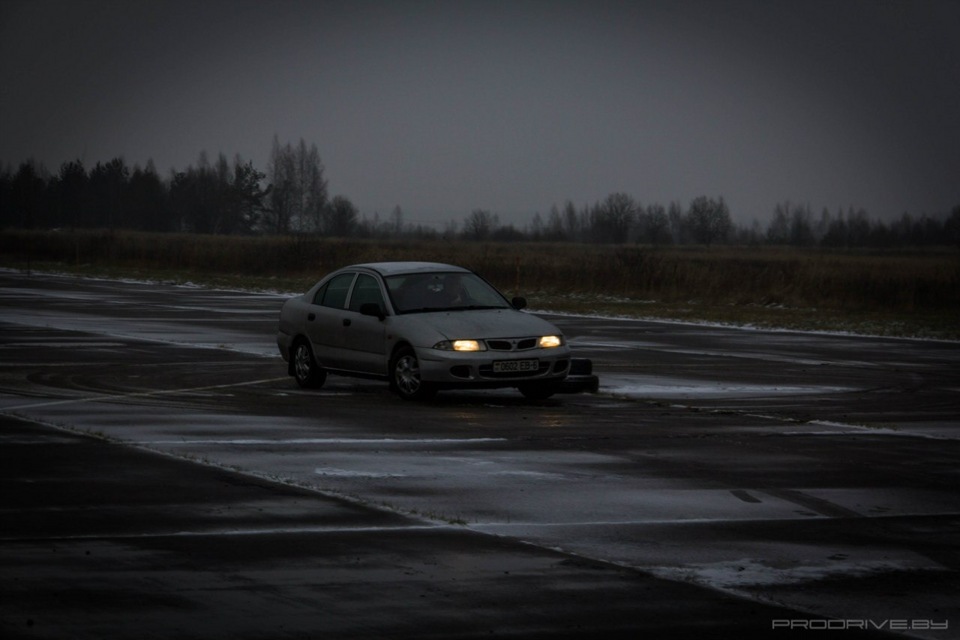 Фото в бортжурнале Mitsubishi Carisma