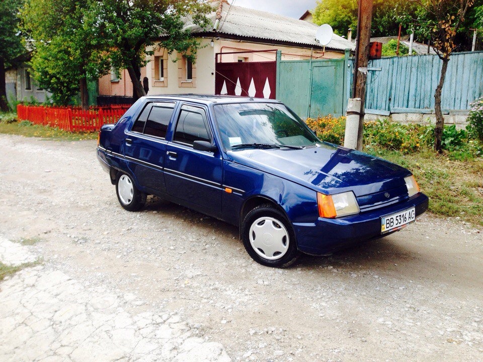 Заз таврия славута. ЗАЗ 1103. ЗАЗ-1103 Таврия. ЗАЗ-1103 Славута.