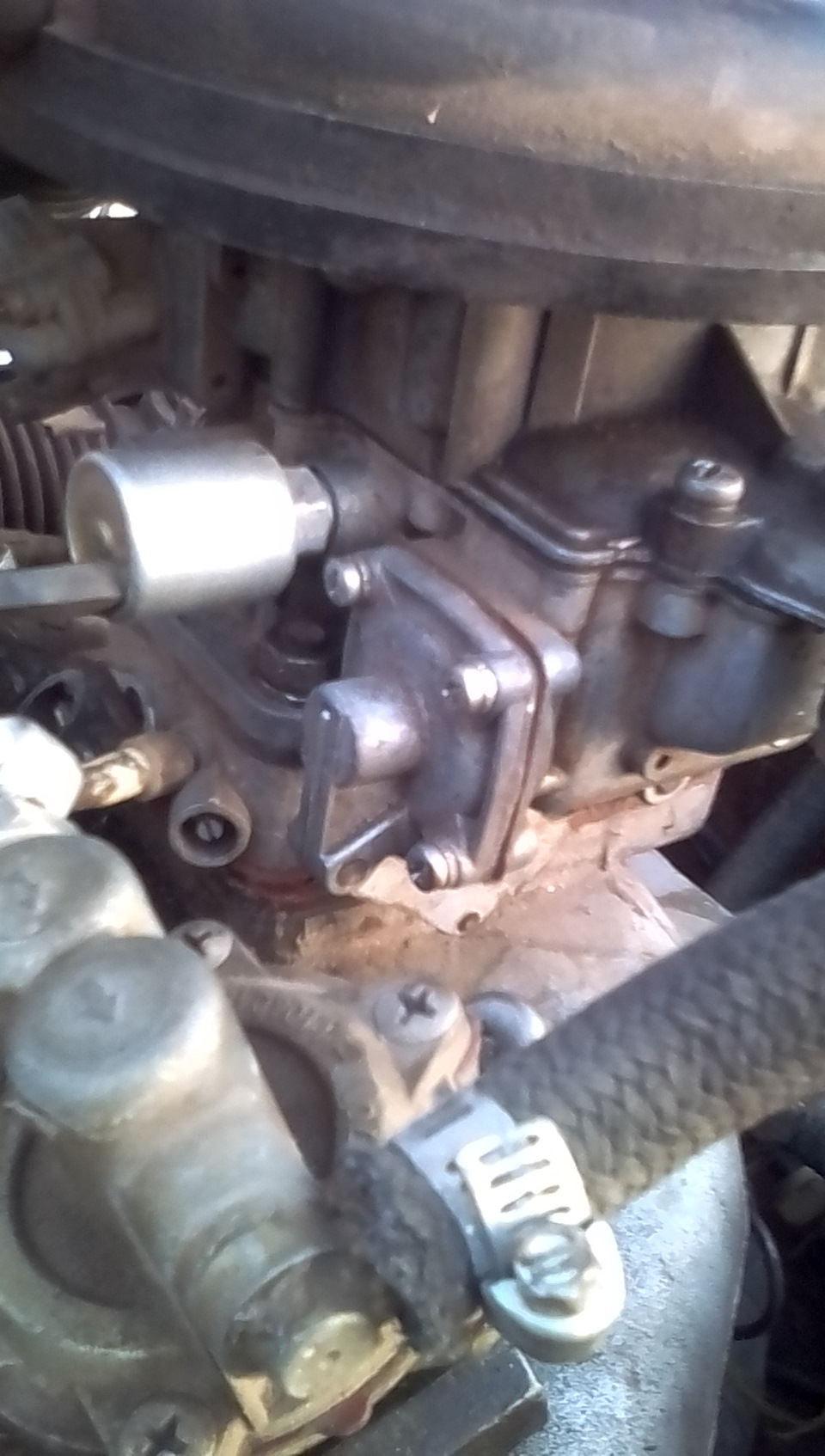 Свечи. Провода. Карбюратор. — Москвич 2141, 1,5 л, 1992 года | плановое ...