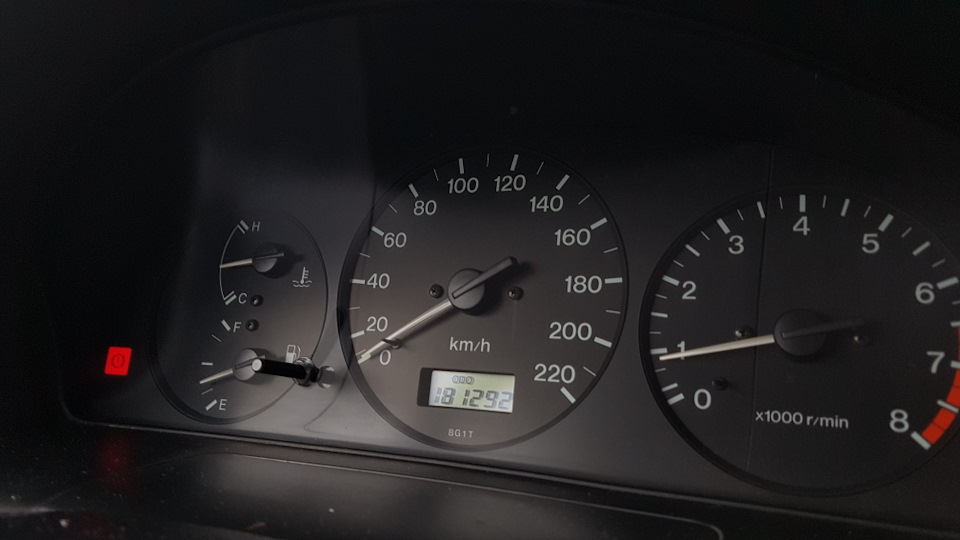 Фото в бортжурнале Mazda 323 V