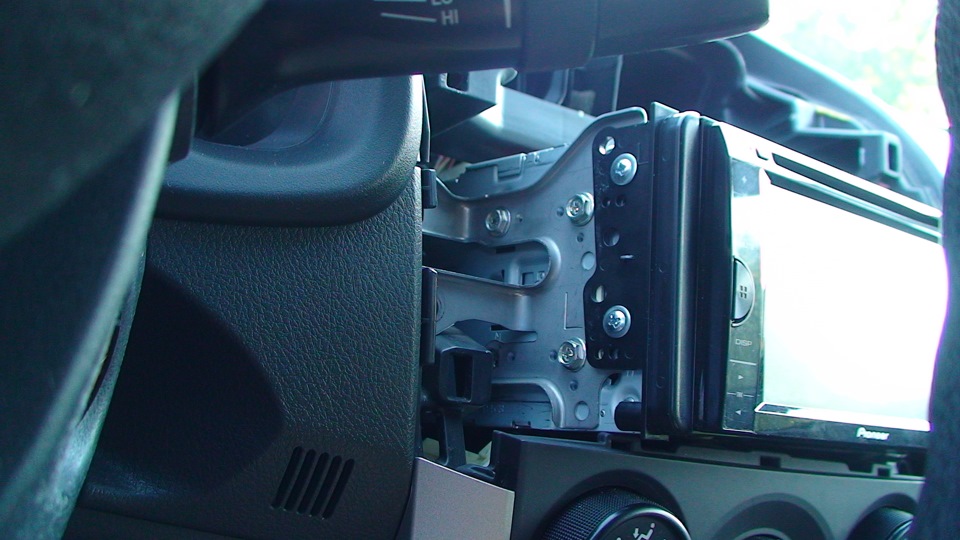 Меняем штатную балалайку, на балалайку, Pioneer AVH-1600 DVD — Toyota ...