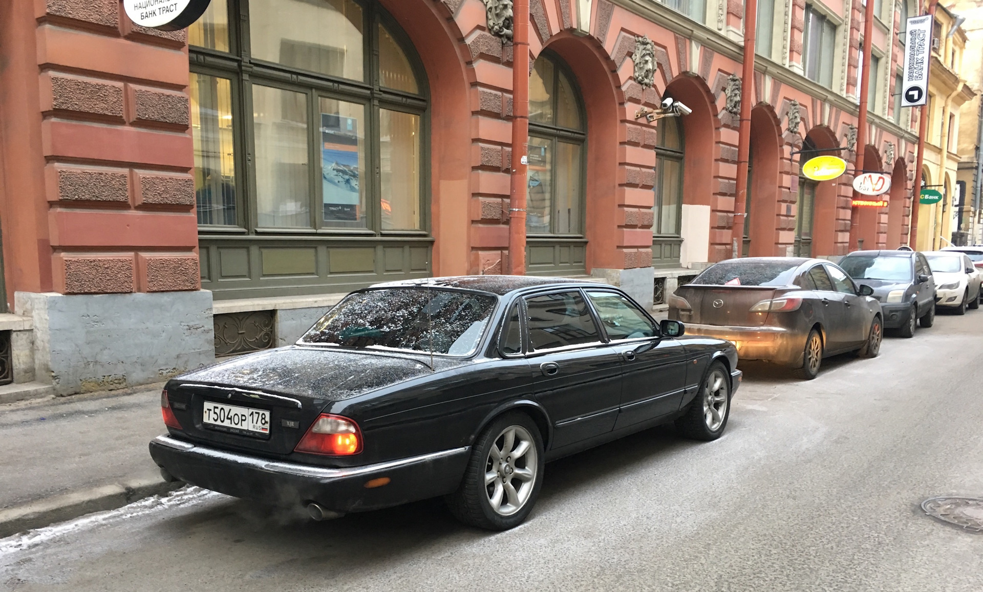 Jaguar XJ x308