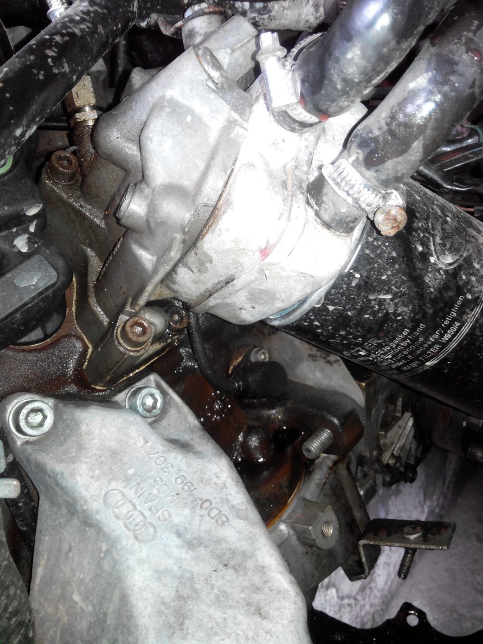 авео т200 клапан в блоке под масляным фильтром. бежит масло из под. бежит масло из под. заглушка 2101 около трамблера. теплообменник аккорд 7 2.