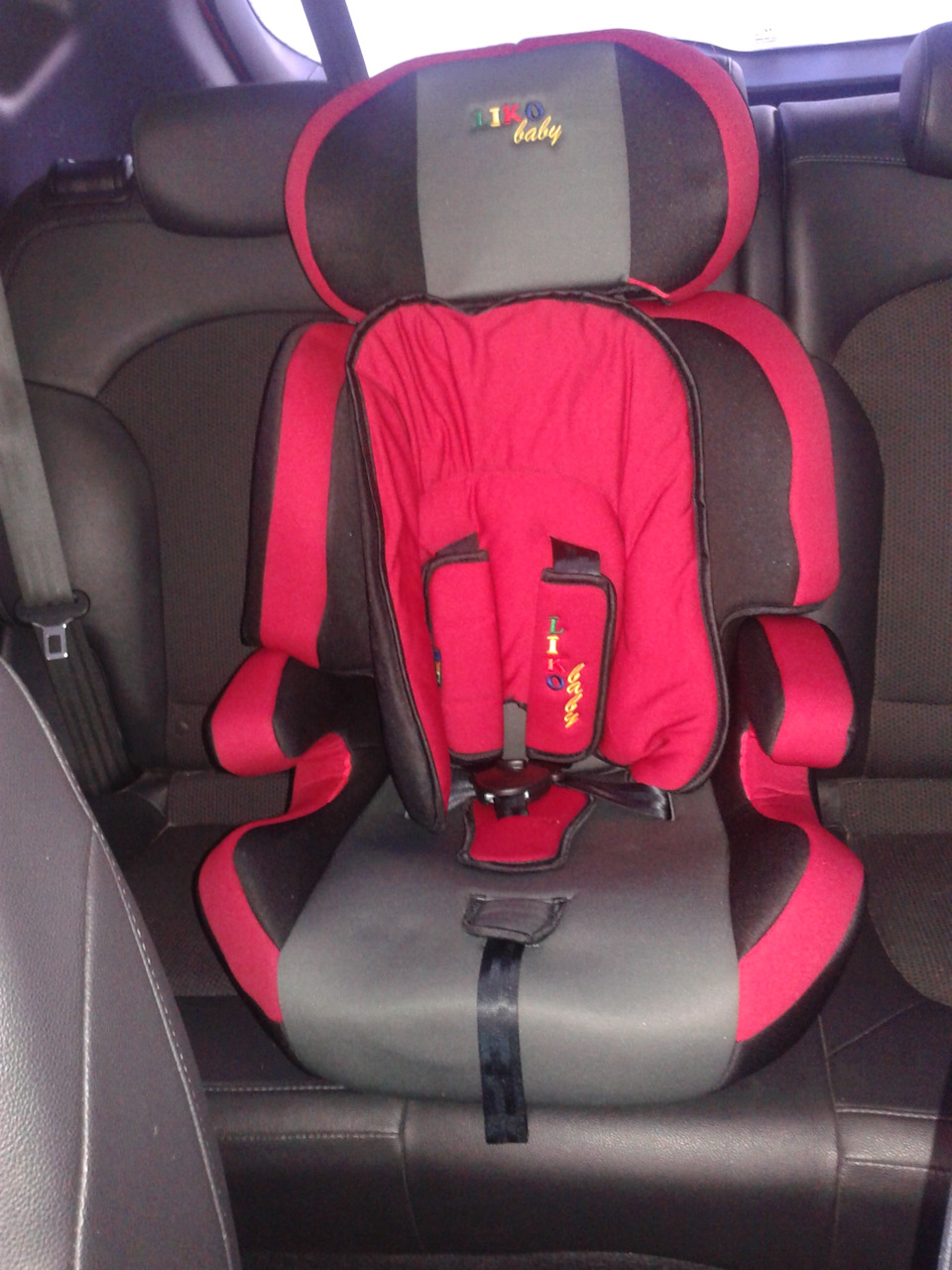 Детское автокресло Liko Baby LB-515 — Hyundai ix35, 2 л, 2014 года |  аксессуары | DRIVE2