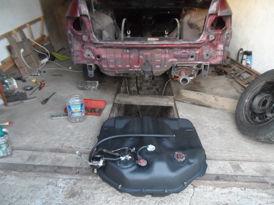 "Потихонечку, помаленечку, по копеечке, по зернышку, по семечку ...