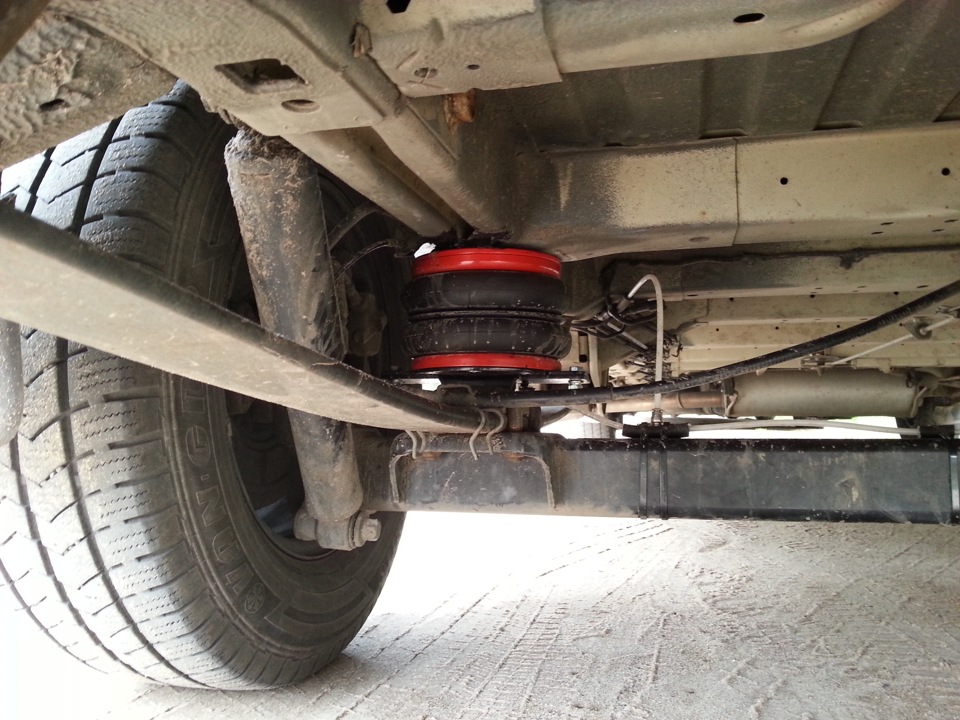 манометр для пневмоподвески пежо боксер. пневмоподушки на пежо боксер 3. пневмоподвеска боксера. пневмо компрессор в пежо боксер. пневмо на дукато 250.