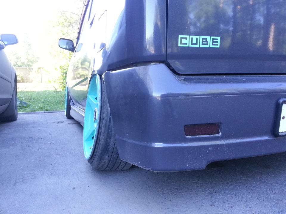 Nissan Cube босодзоку