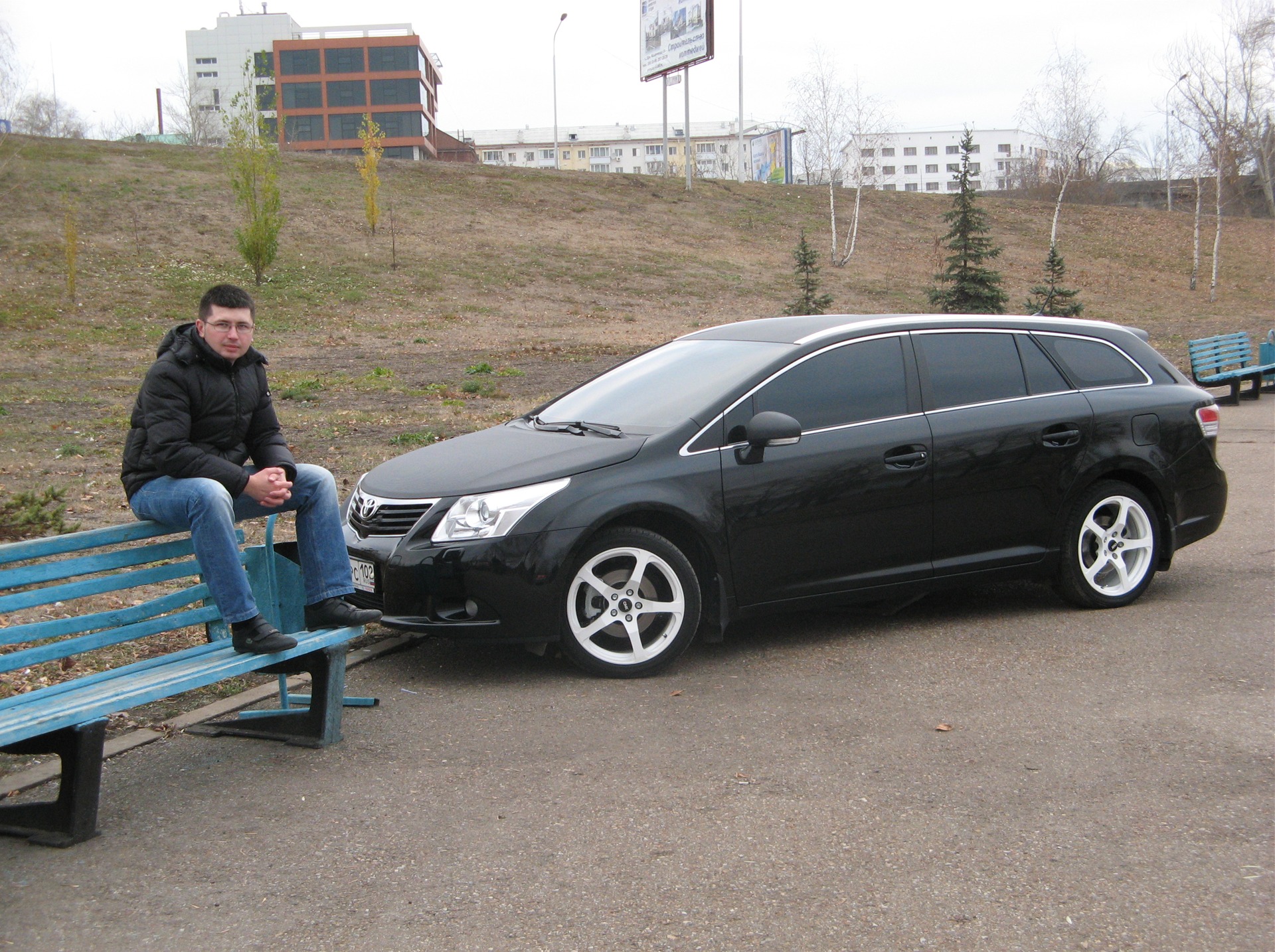      31102010 Toyota Avensis 18 2009