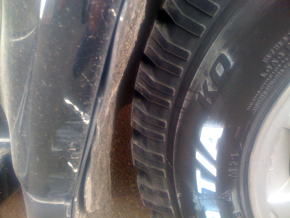 Минимальный зазор виден отчетливо… — Mitsubishi Pajero Sport (1G)