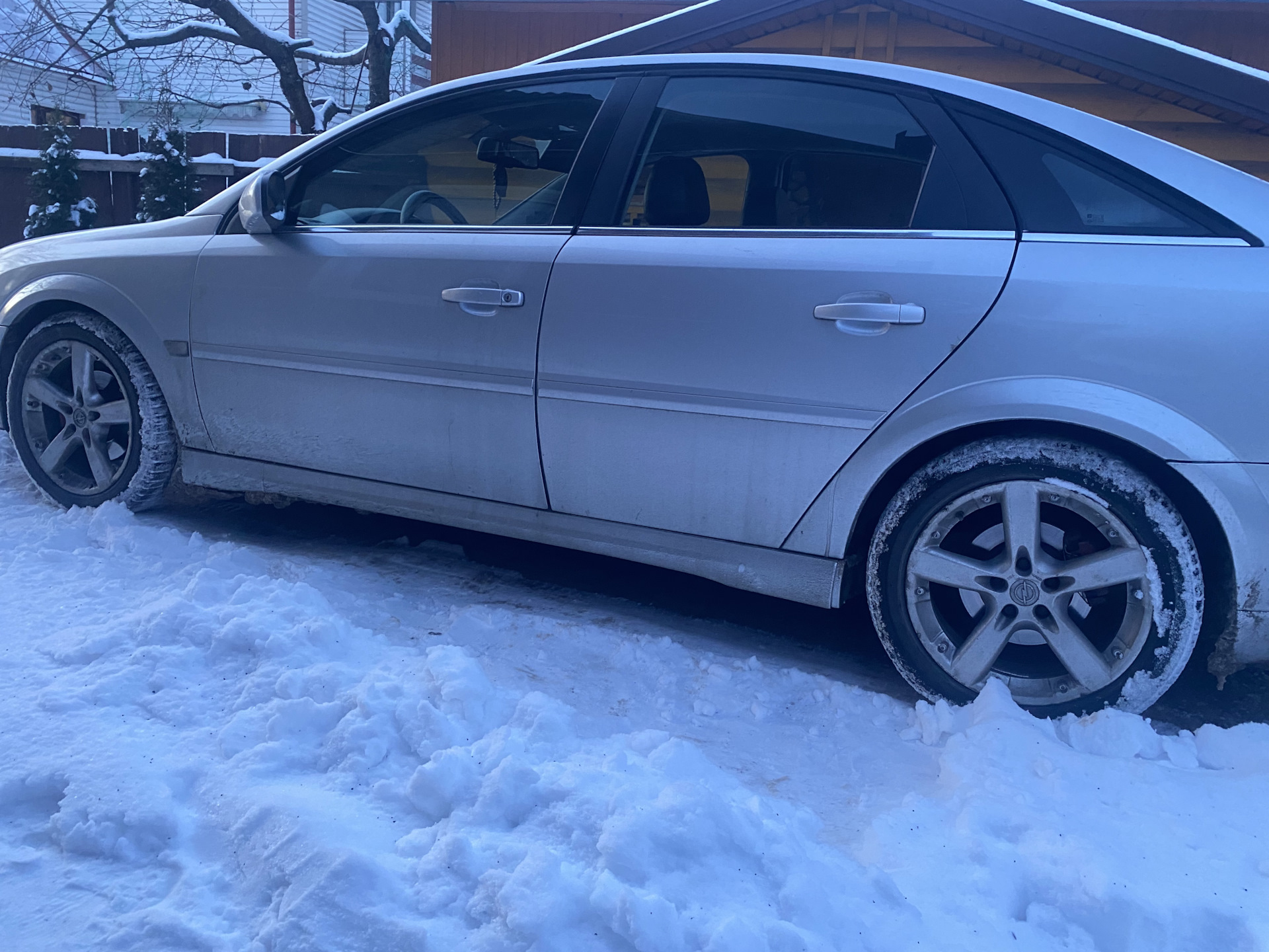 Владею Опель вектра С АКПП 2.2 дизель ! Нет давления акпп и залипание ...