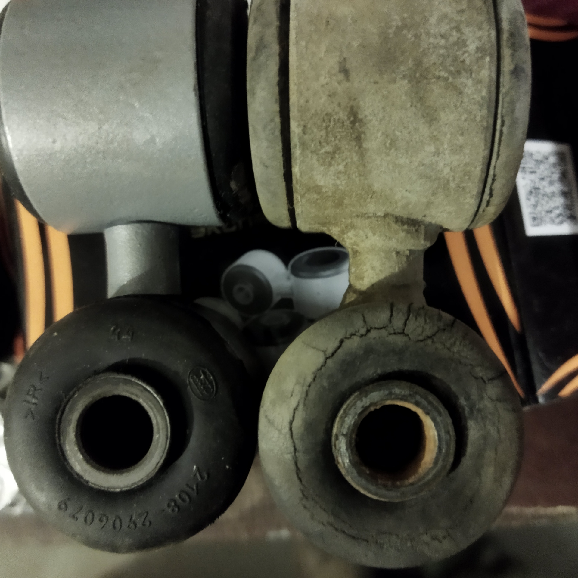 Замена стоек стаба и втулок. Смазывать или нет втулки стабилизатора ...