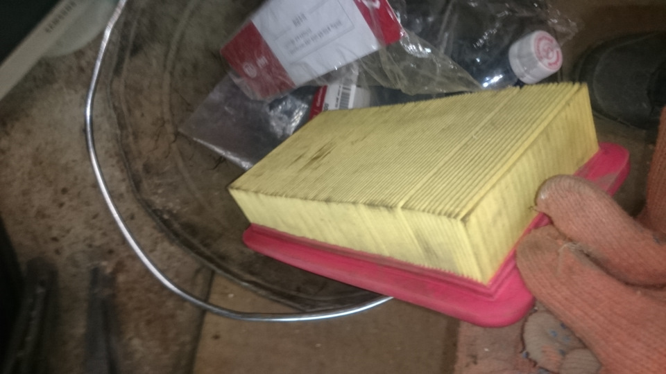 Замена воздушного фильтра топливного бака на KIA RIO II JB — KIA Rio 5 ...