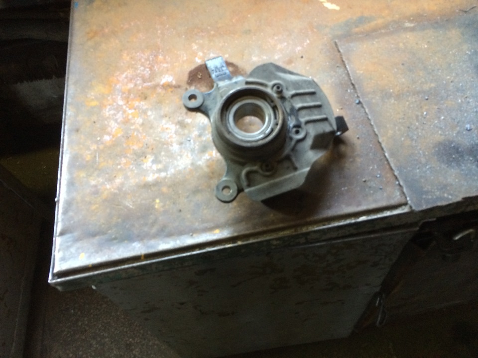 поменял ступичный подшипник — Chevrolet Lacetti 5D, 1,4 л., 2012 года ...