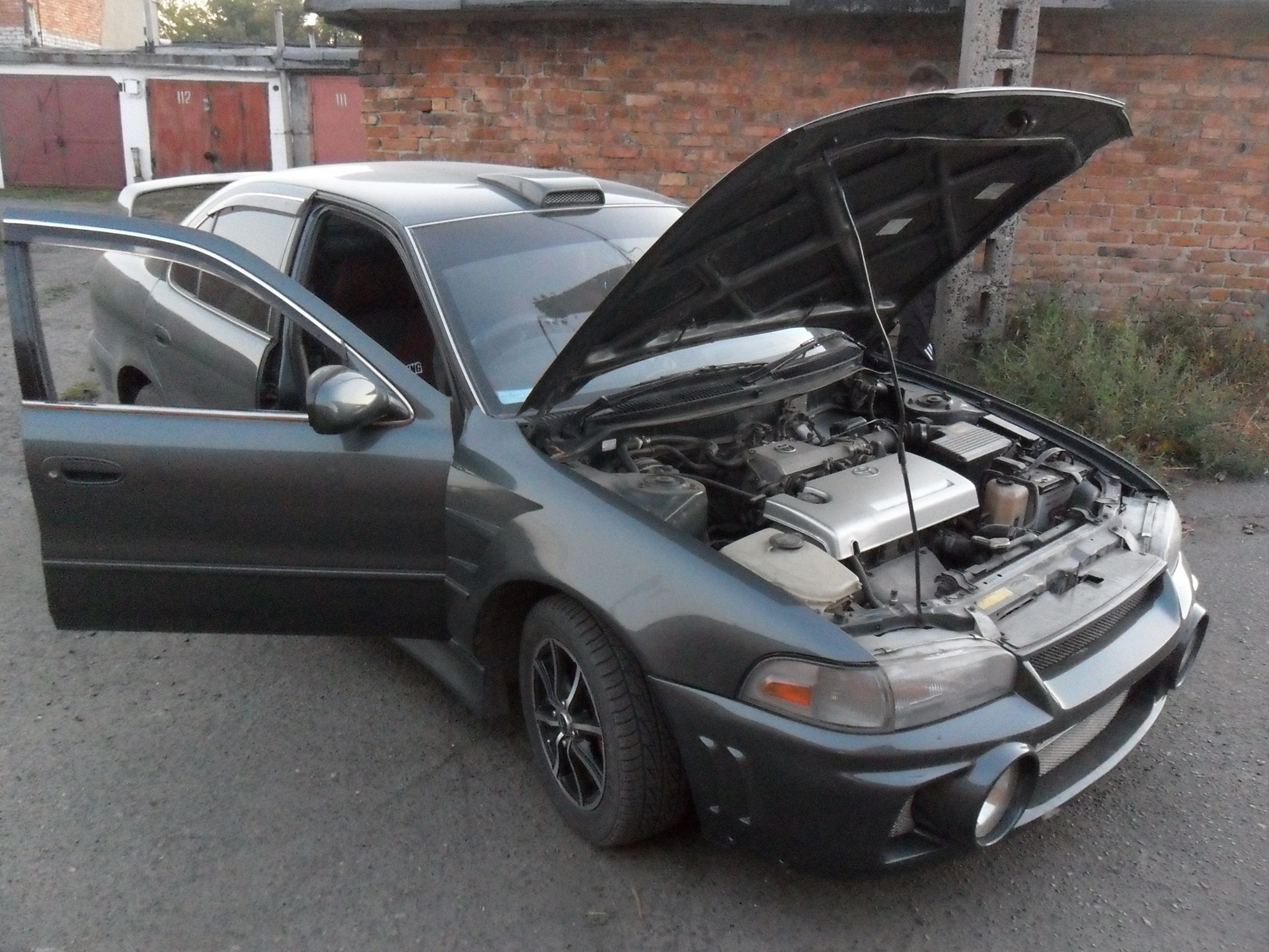    Toyota Sprinter 16 1992 