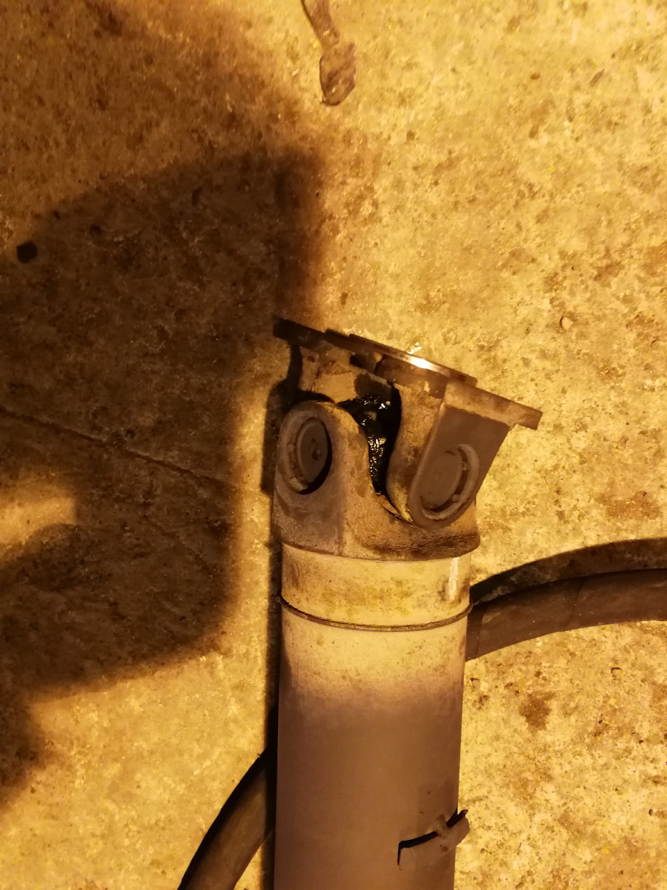 Замена крестовин карданного вала — Nissan X-Trail II (t31), 2 л, 2012 ...