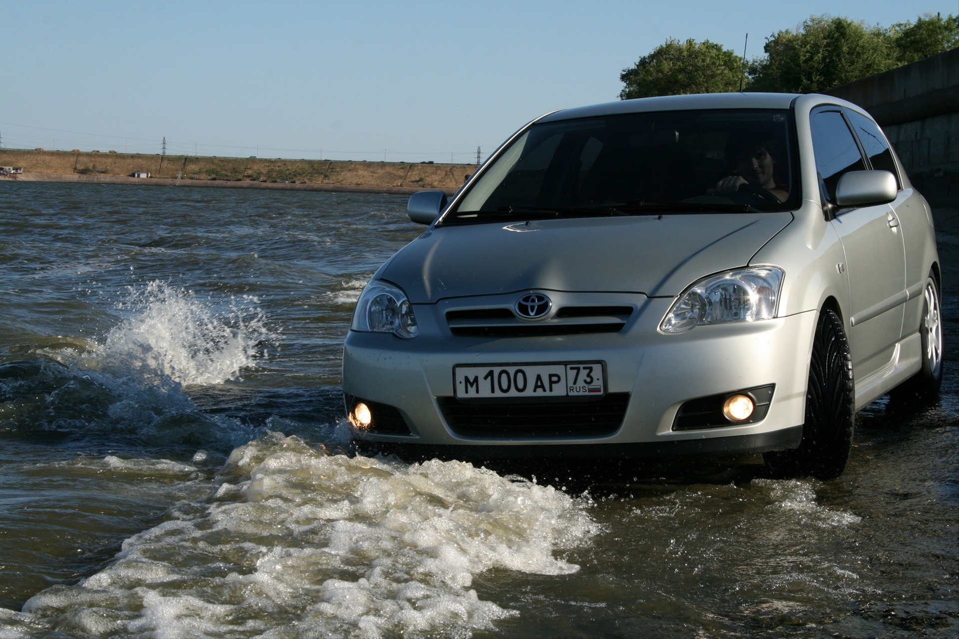  2010 Toyota Corolla 16 2004 