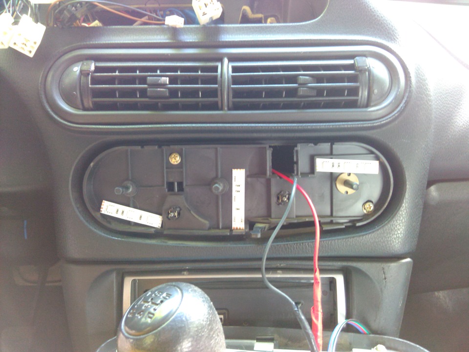 RGB подсветка приборной панели — Chevrolet Niva (1G), 1,7 л, 2005 года ...