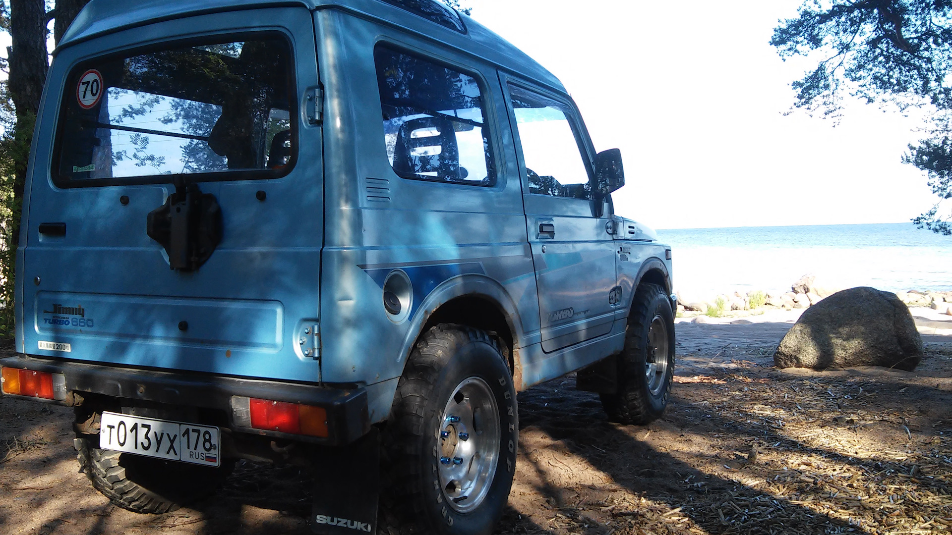 Suzuki Samurai 0.7 бензиновый 1990 | на DRIVE2