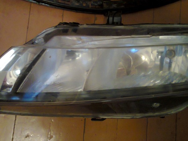 Решил полирнуть фары. — DRIVE2