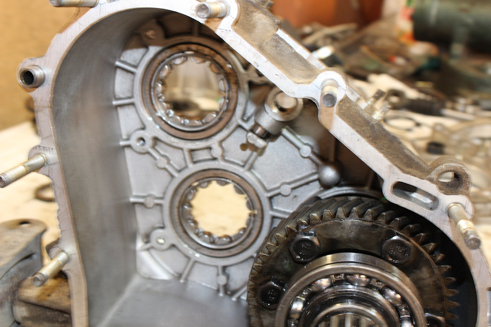 9ae0889s 960 Как крепится раздатка на ниву 2121