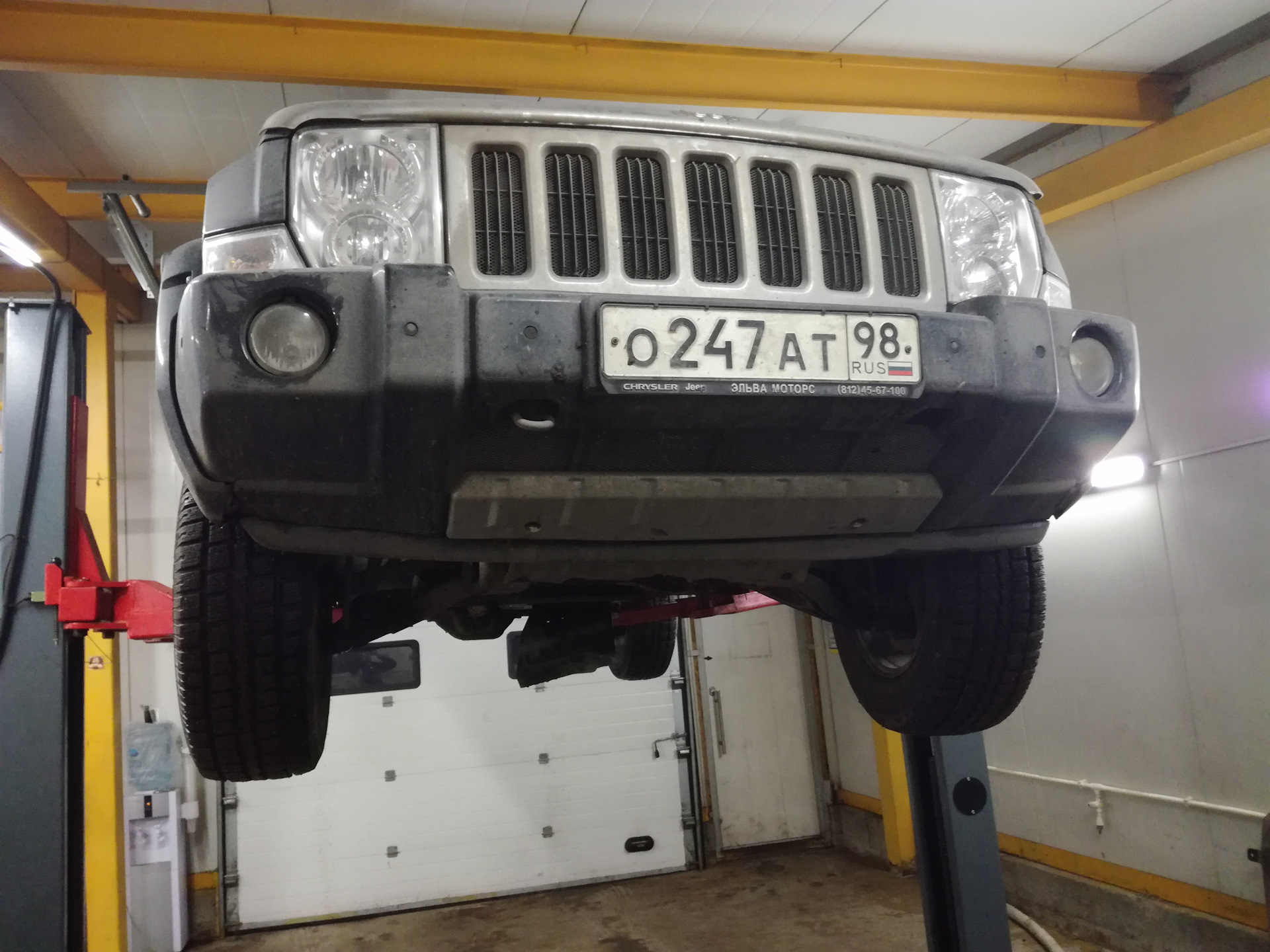 Приключение в дороге — Jeep Commander (XK), 3 л, 2008 года | поломка |  DRIVE2