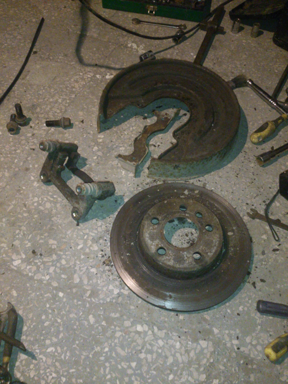 Стёртые колодки до металла — DRIVE2