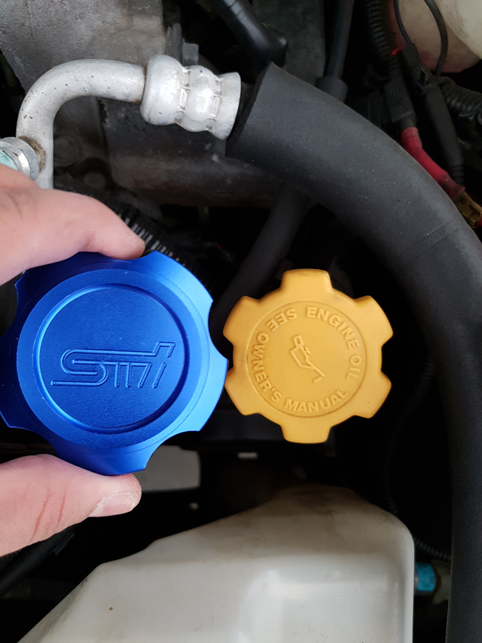 Заливная пробка STi — Subaru Forester (SG), 2 л, 2005 года | тюнинг ...