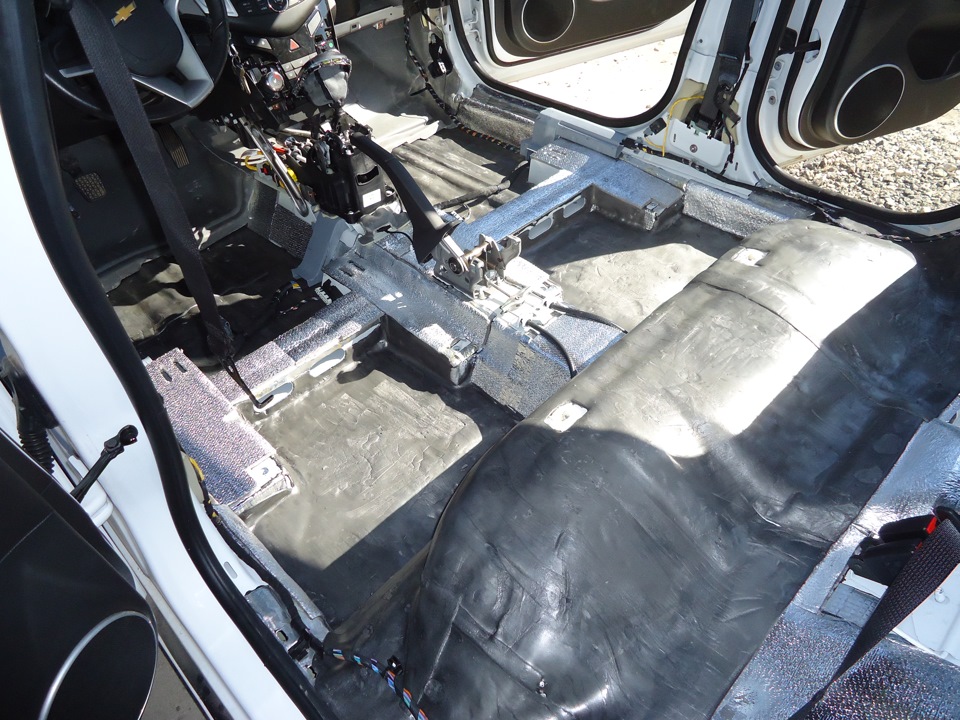 Chevrolet cobalt шумоизоляция арок. Шумоизоляция chevrolet malibu. Шумоизоляция шевроле круз. Шумоизоляция chevrolet. Cobalt 2014 шумоизоляция.