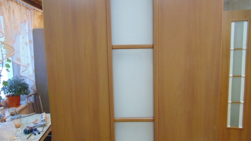 Дребезг стекол межкомнатной двери — устранение — DRIVE2