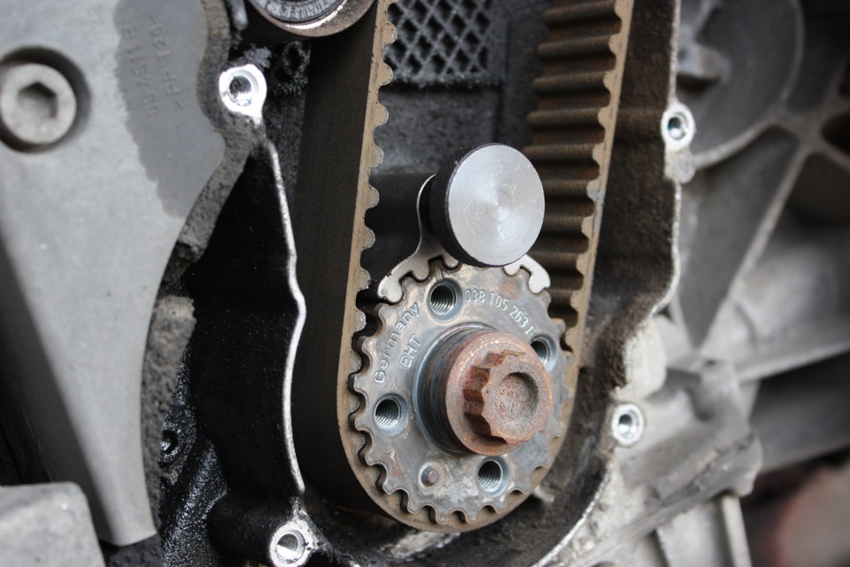 Замена и ремонт ремня ГРМ в двигателе 1.9 tdi в Volkswagen Passat B5