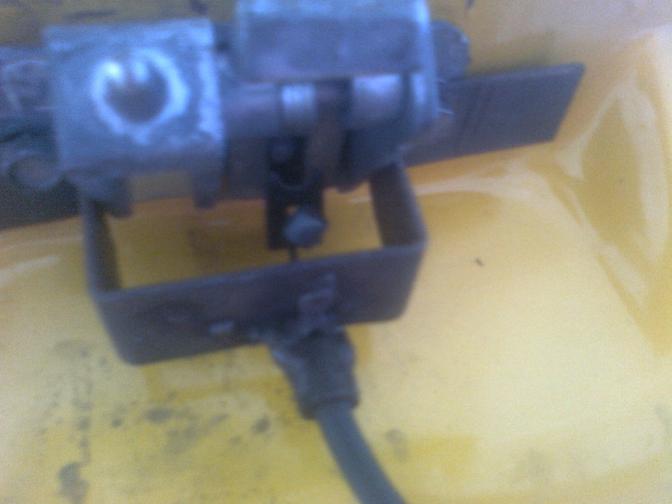 Багажник с кнопки или с брелка сегналки — ЗАЗ 1102, 1,1 л, 1989 года ...