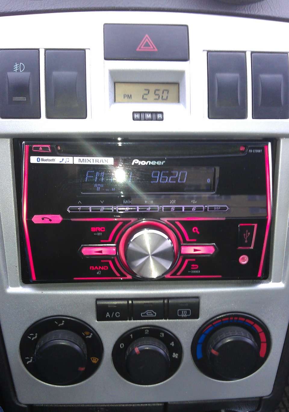 Pioneer FHX700BT — Hyundai Tiburon (GK), 2 л, 2002 года автозвук