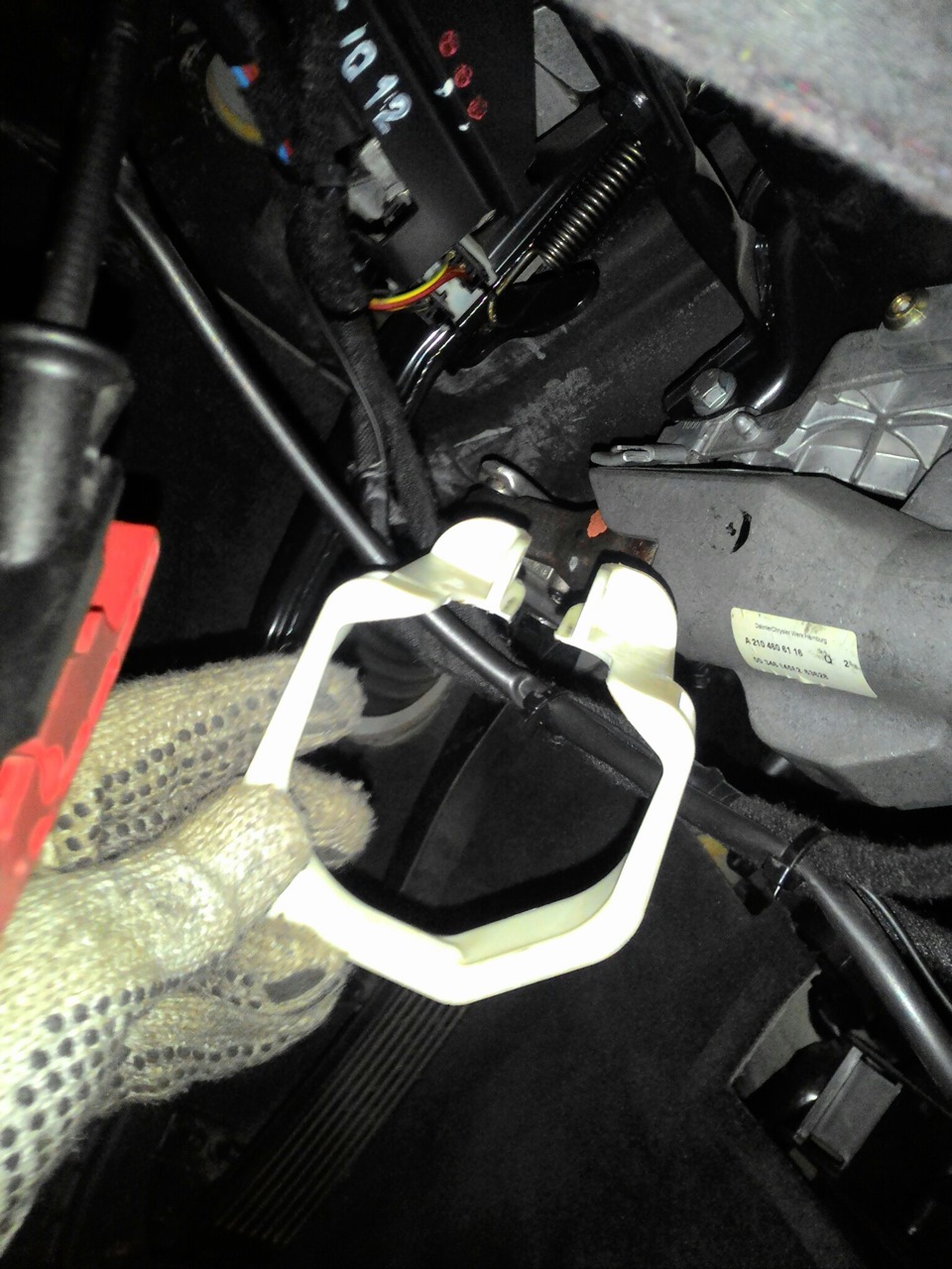 Люфт рулевой колонки — Mercedes-Benz E-class (W210), 2 л, 2001 года ...