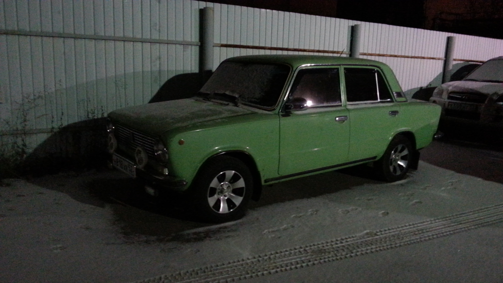 Замена клапанной крышки от 2107 инжектор — Lada 21011, 1,7 л, 1980 года ...