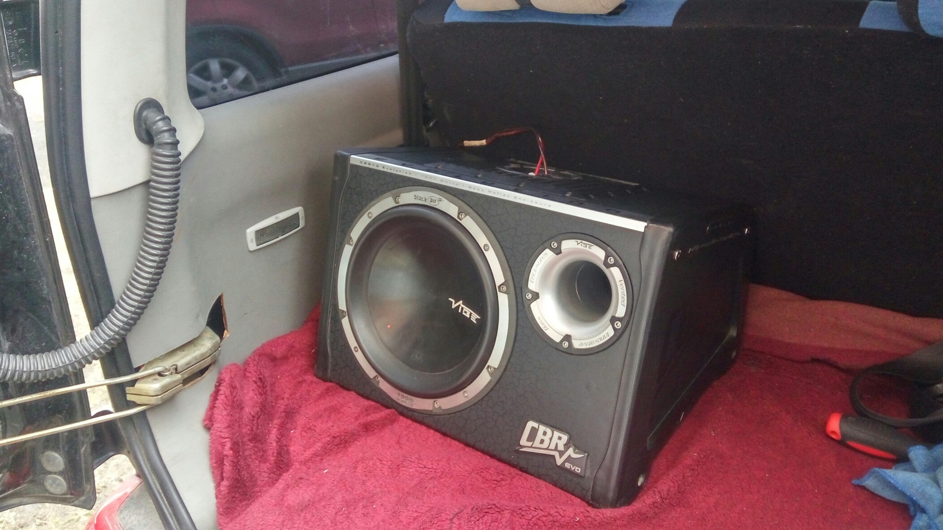 Vibe cbr 10 active hot sale subwoofer