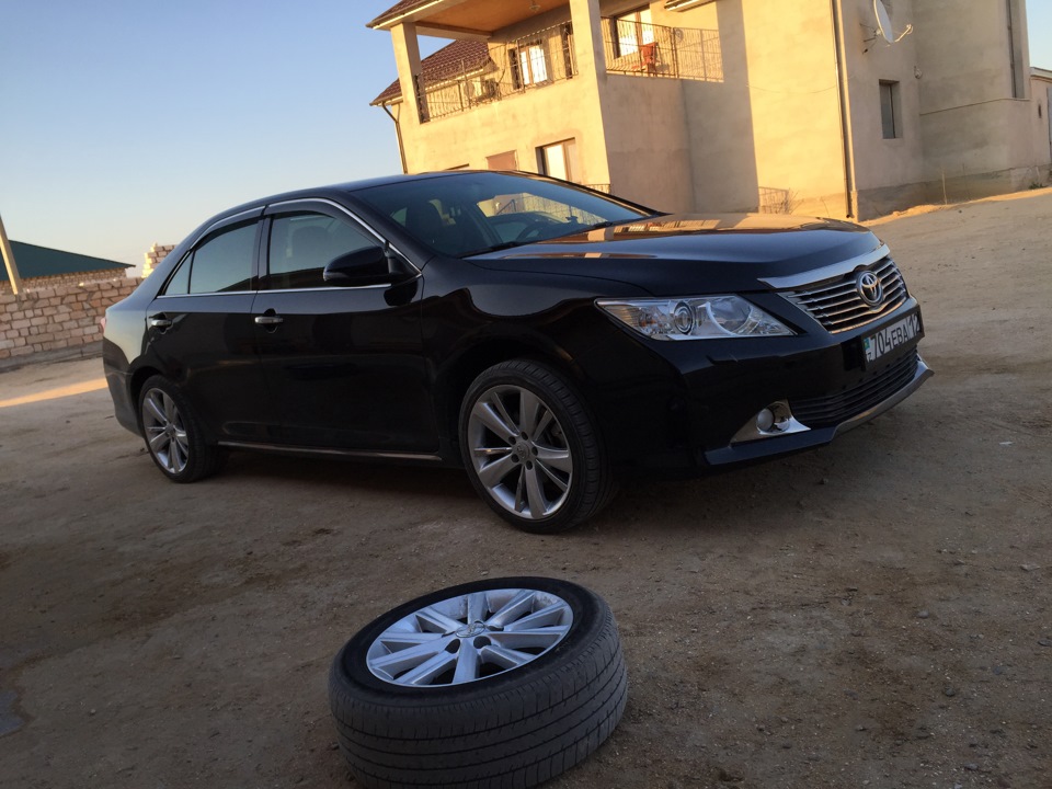 Колеса камри. Toyota Camry 50 r18.