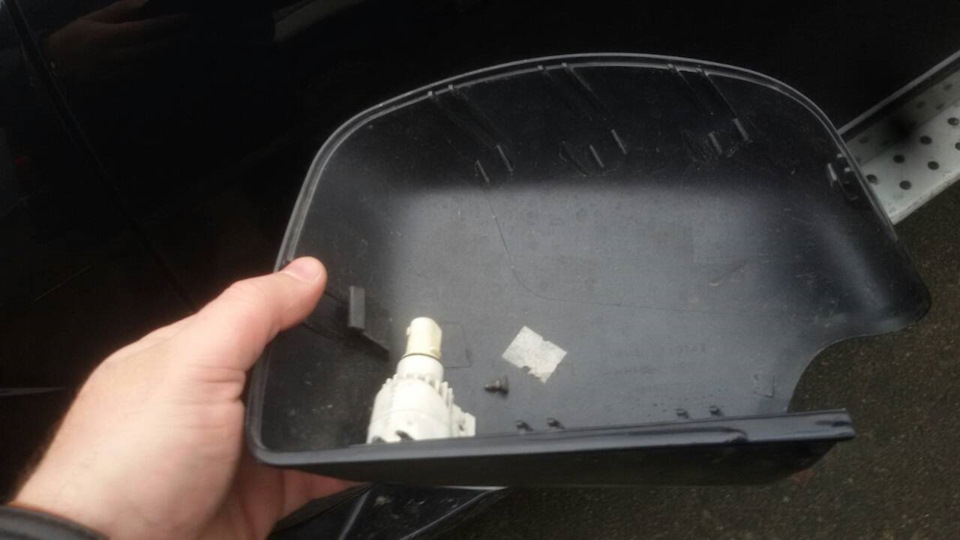 Зеркало страдануло (и что это за запчасть) — BMW X5 (E53), 4,4 л., 2002 ...