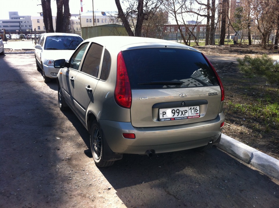 Затонировал задние фонари — Lada Калина Хэтчбек (1G), 1,6 л, 2012 года ...
