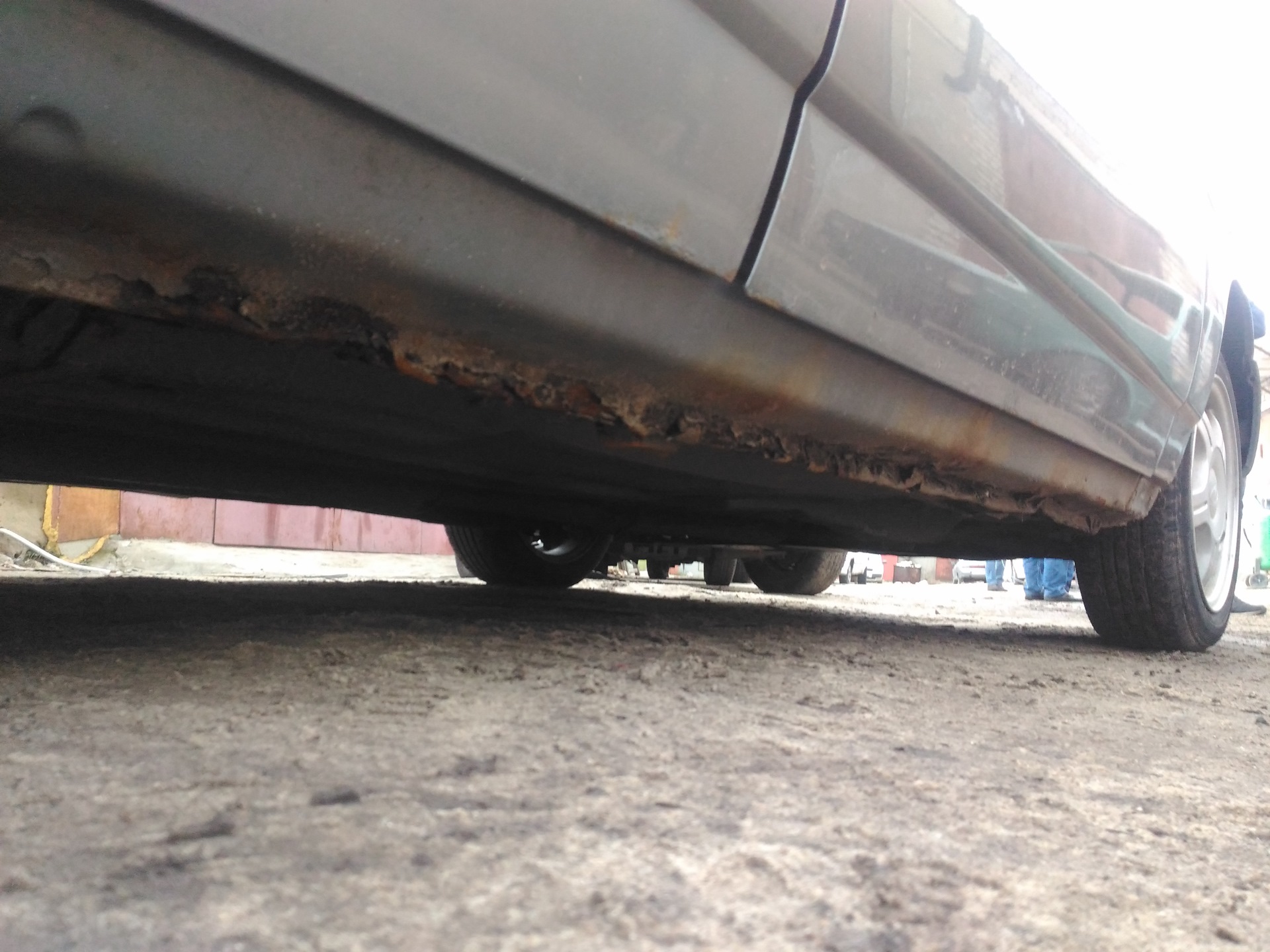 Усилитель короба порога газ 31105. Ford scorpio 85г пороги. Порогов нет. Прадо 120 сгнили пороги. Пороги мазда.