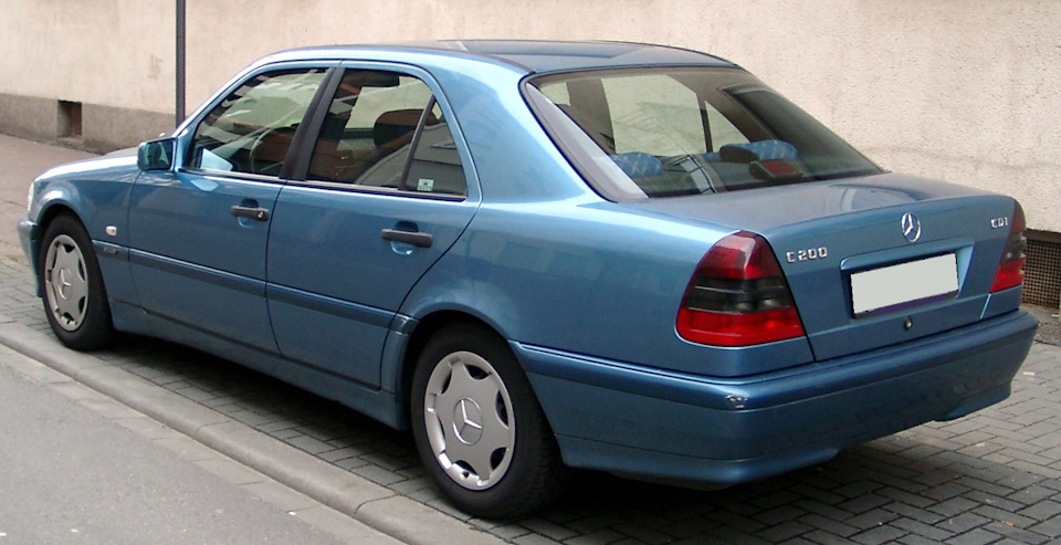 Фото в бортжурнале Mercedes-Benz CLK (W208)