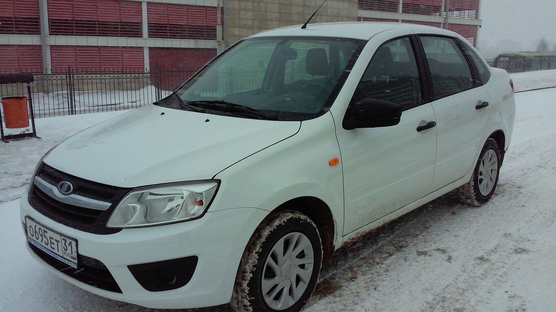 Lada Гранта 1.6 бензиновый 2015 | на DRIVE2