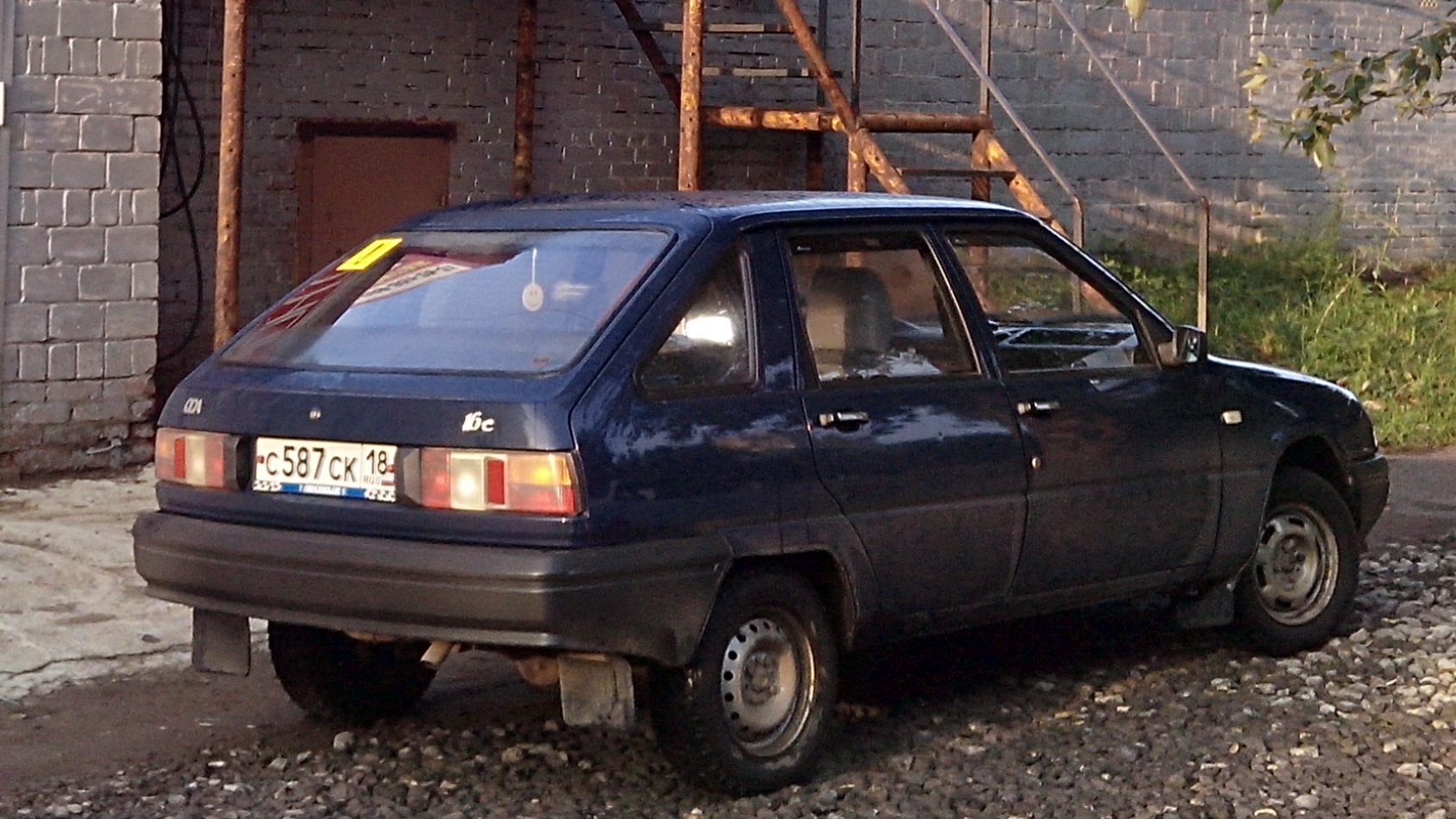 Иж 2126 болты. Иж-2126 тарзан. Развальные болты аутлендер 3. Иж 2126 болты. Болт развальный 2126.