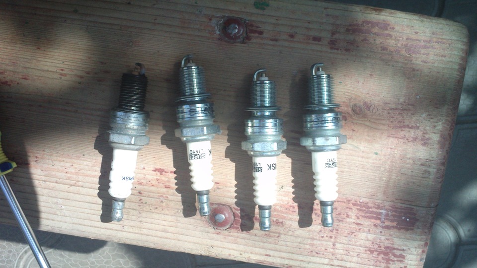 Замена: свечей, термостата и тосола — LADA 2114, 1,6 л., 2007 года ...