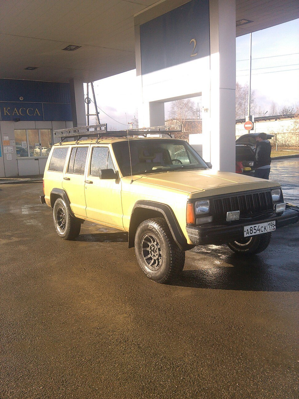 Куплю один диск для jeep — Jeep Cherokee (XJ), 4 л, 1994 года | колёсные  диски | DRIVE2