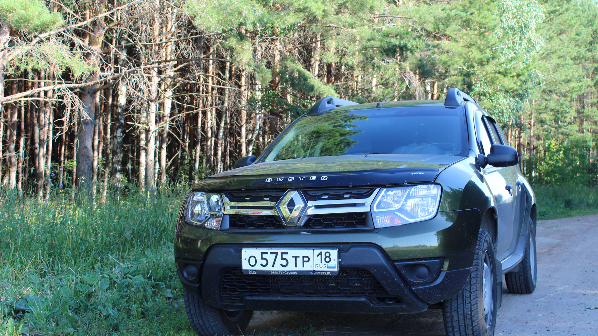 Renault Duster хаки