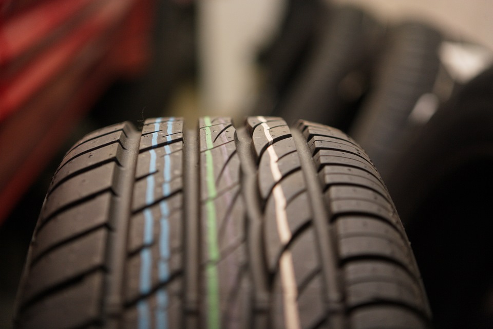 Новая летняя резина — 215/60 R15 — Pontiac Grand Am, 3,4 л, 1999 года ...