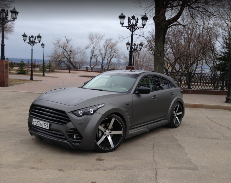 Infiniti fx35 зеленая