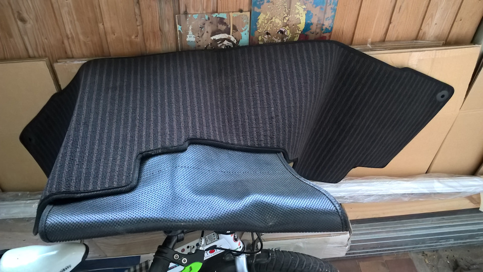 Коврики — SsangYong Actyon (2G), 2 л, 2011 года | аксессуары | DRIVE2