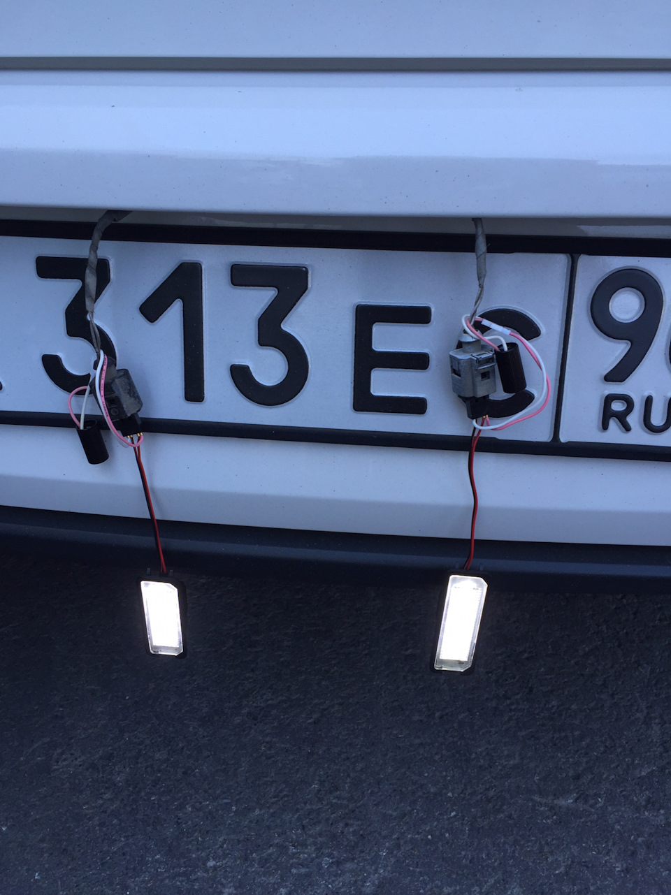 Замена (не замена) подсветки ГРЗ — Volkswagen Golf Mk6 GTI, 2 л, 2010 ...