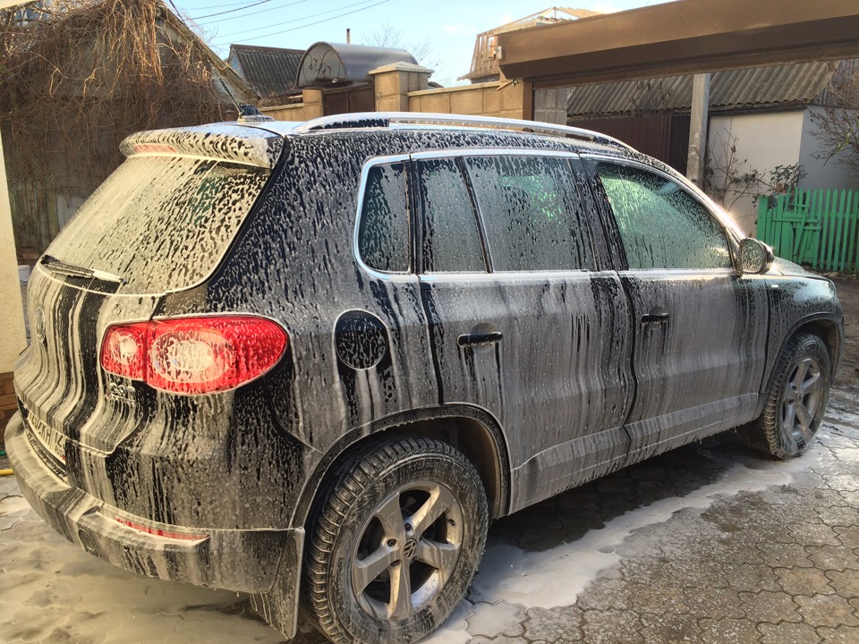 Мойка авто керхер 5.200 — Volkswagen Tiguan (1G), 2 л, 2010 года ...